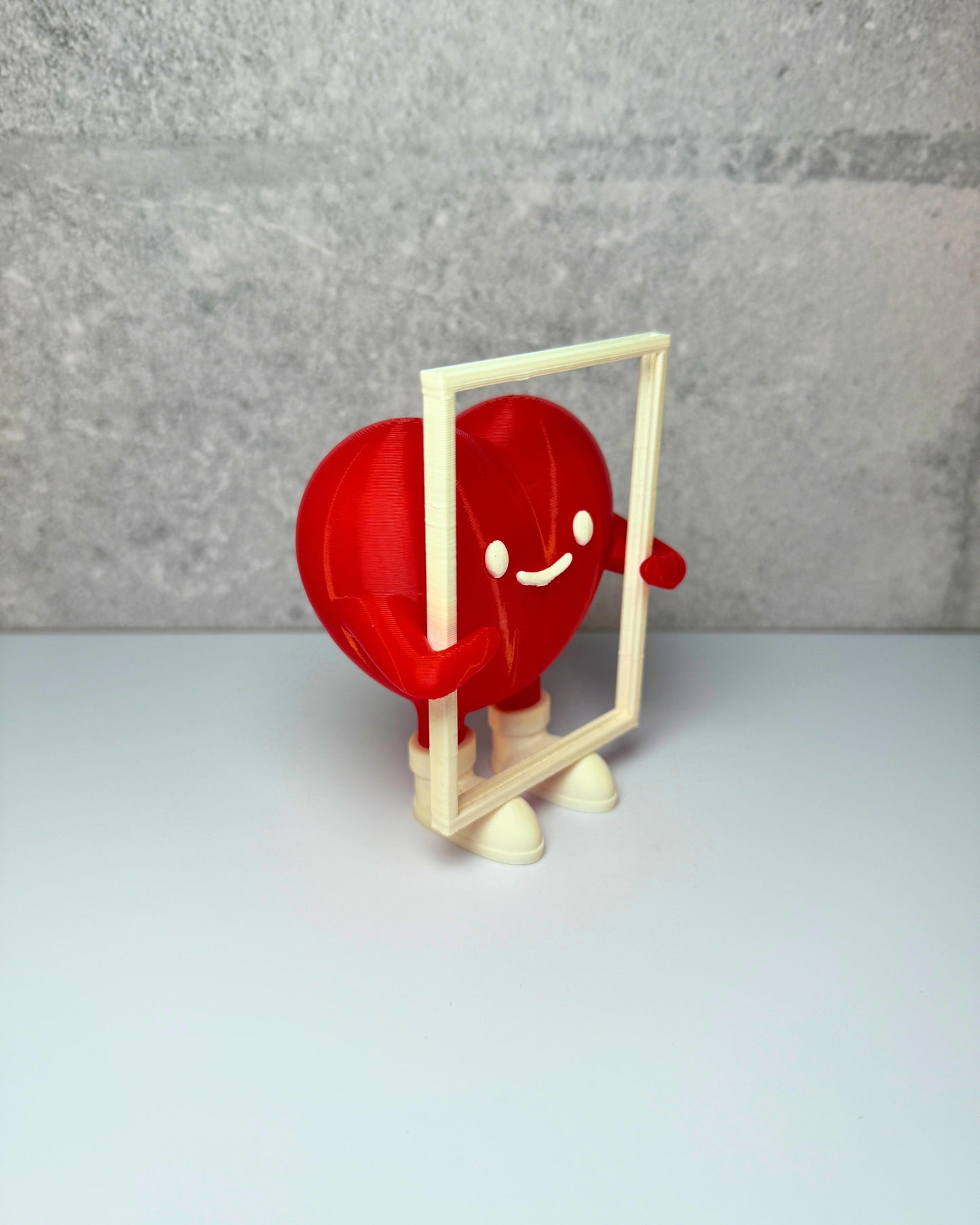 Heart Photo Holder - THE FLAPJACK3D STORE