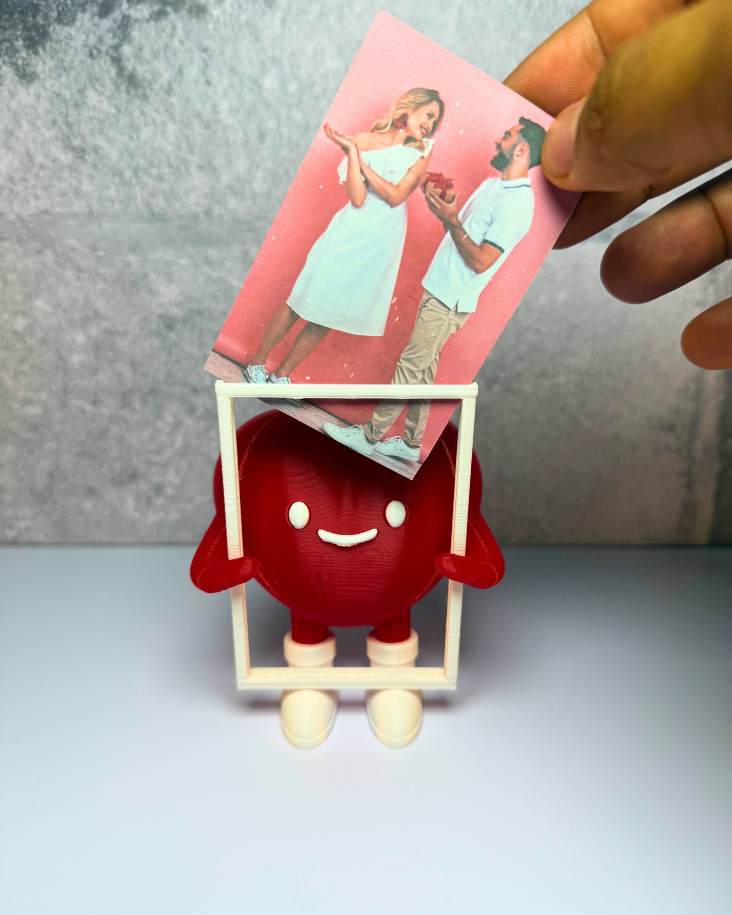 Heart Photo Holder - THE FLAPJACK3D STORE