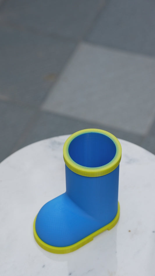 Boot Pen Stand